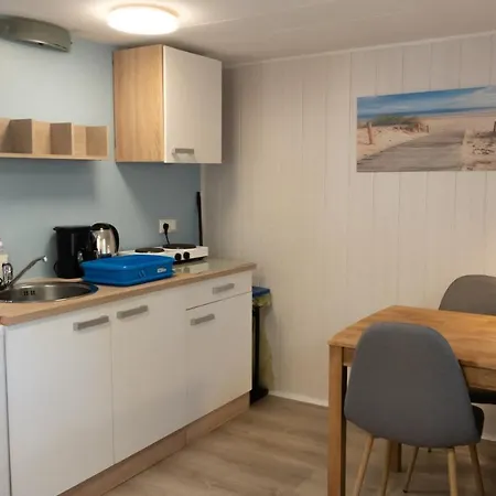 Strandhussiedlung Ruegen *