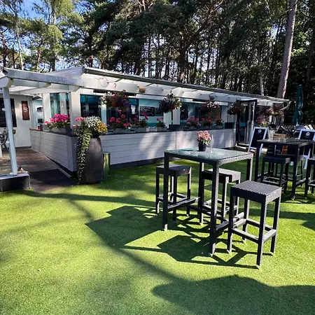 Strandhussiedlung Ruegen Dom wakacyjny *